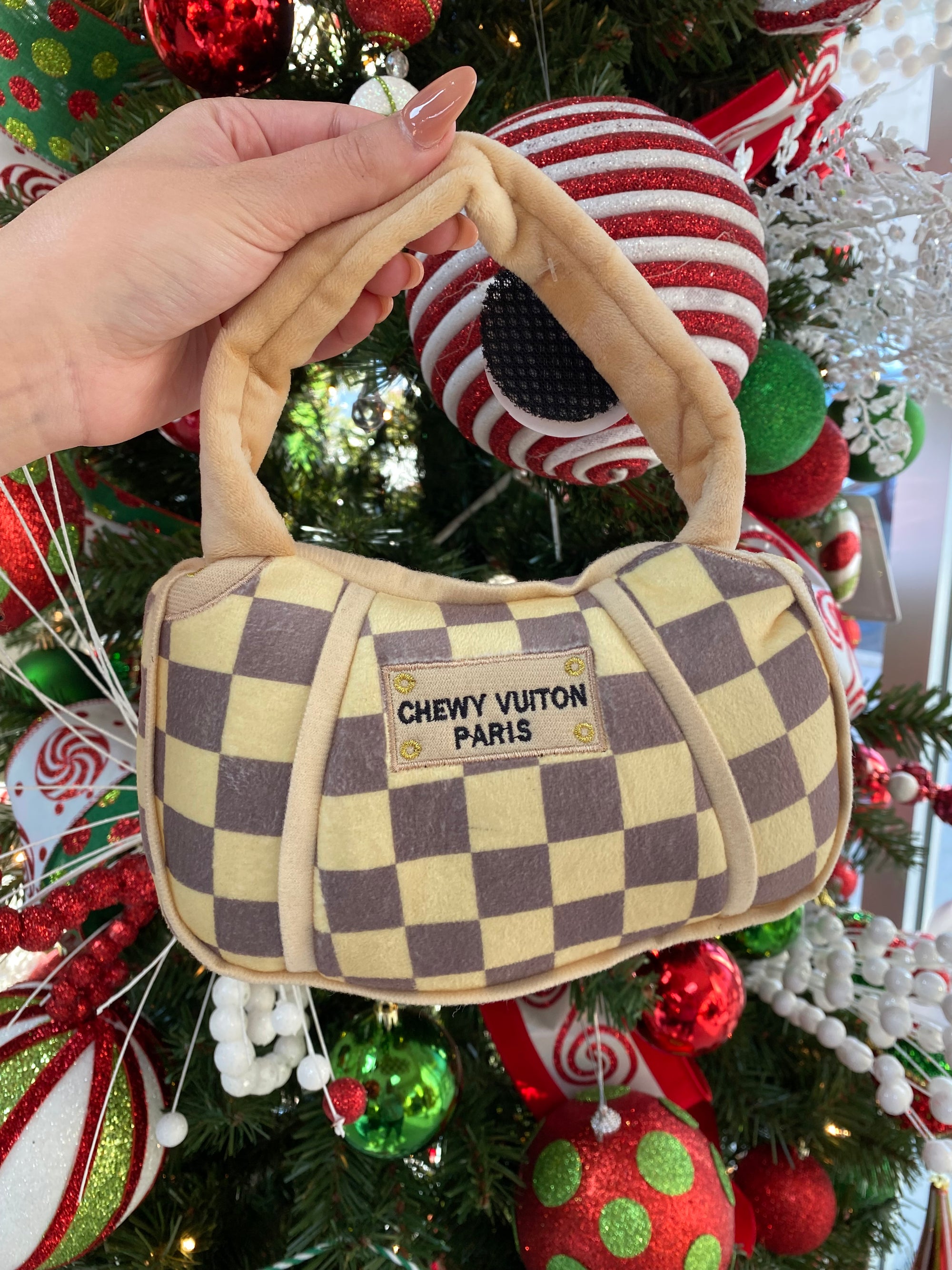 CHEWY VUITON PURSE