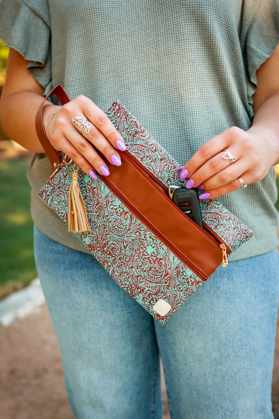 TURQUOISE WOODWORK VERSI BAG