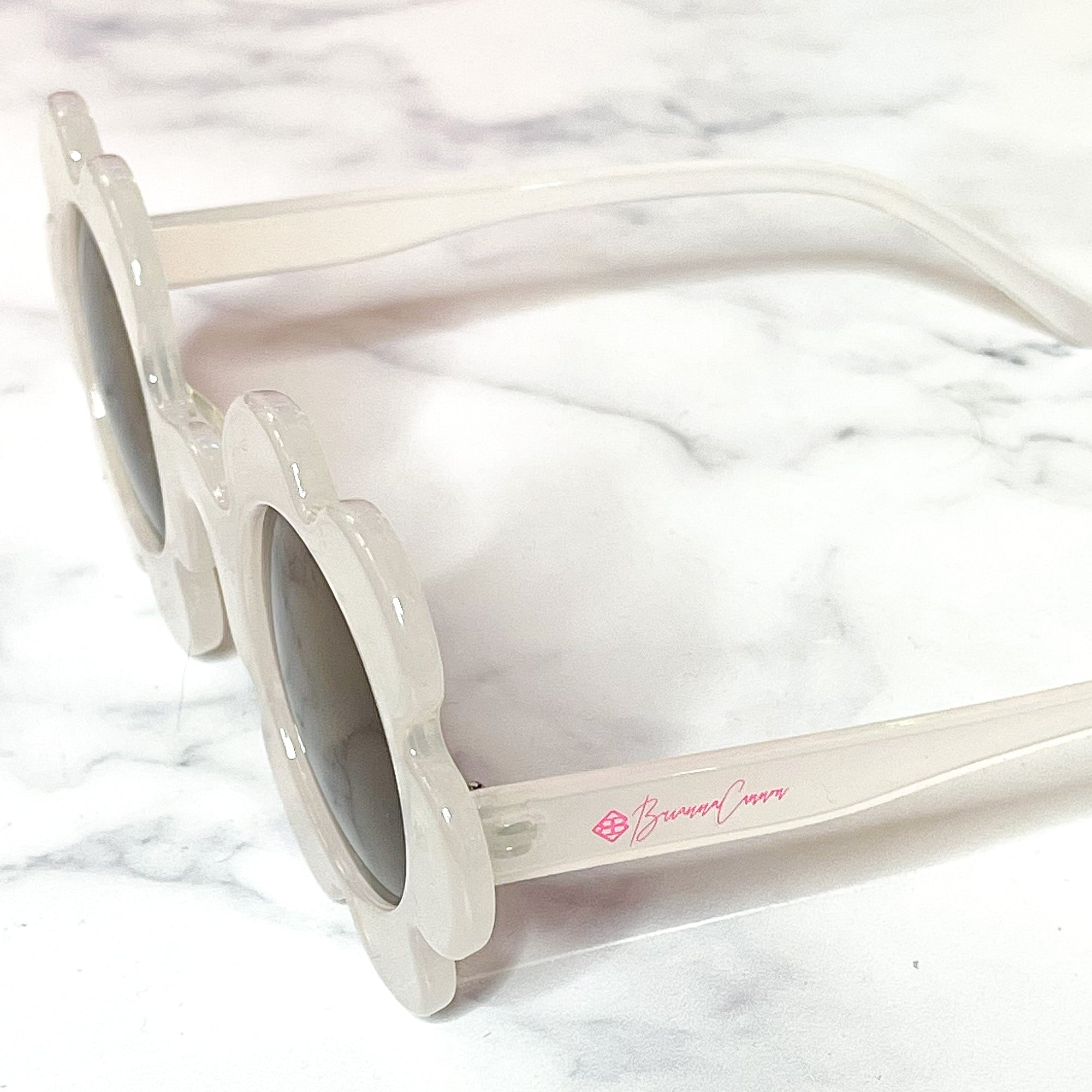 BRIANNA CANNON WHITE DAISY SUNNIES