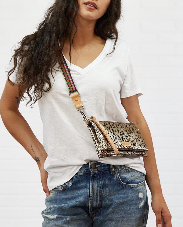 WESLEY UPTOWN CROSSBODY