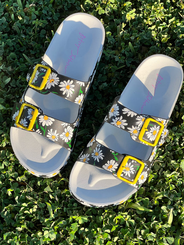 Happy Feet Slippers – Brooklynn Avenue