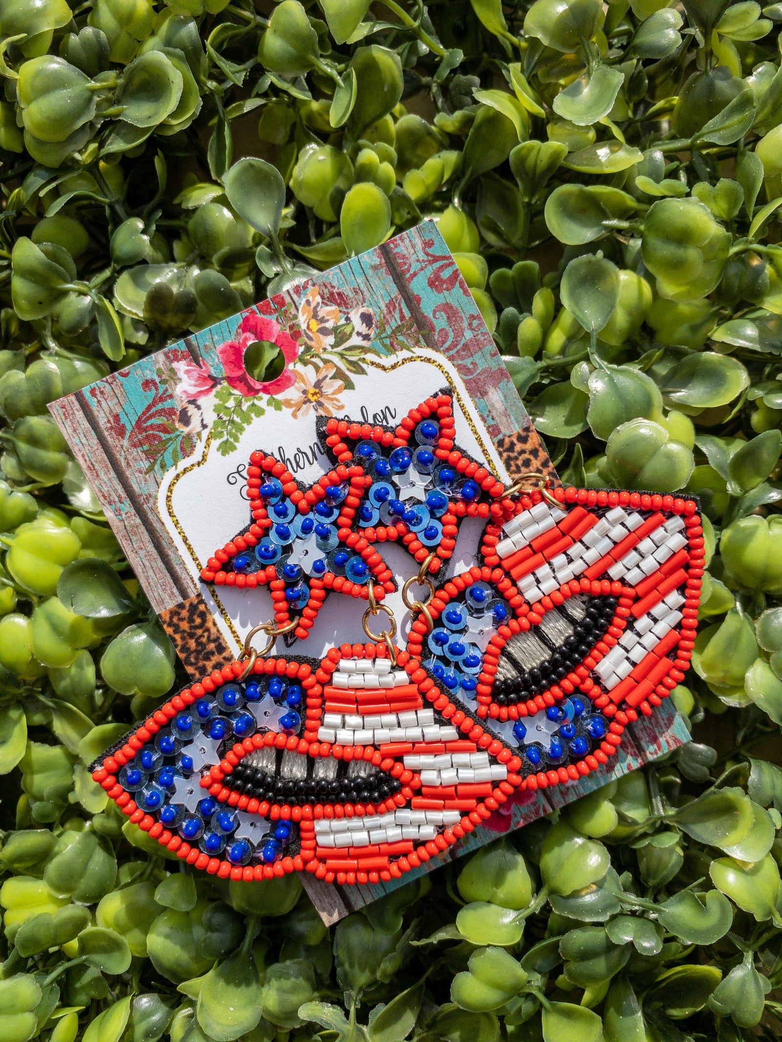 USA STAR POST LIP EARRINGS