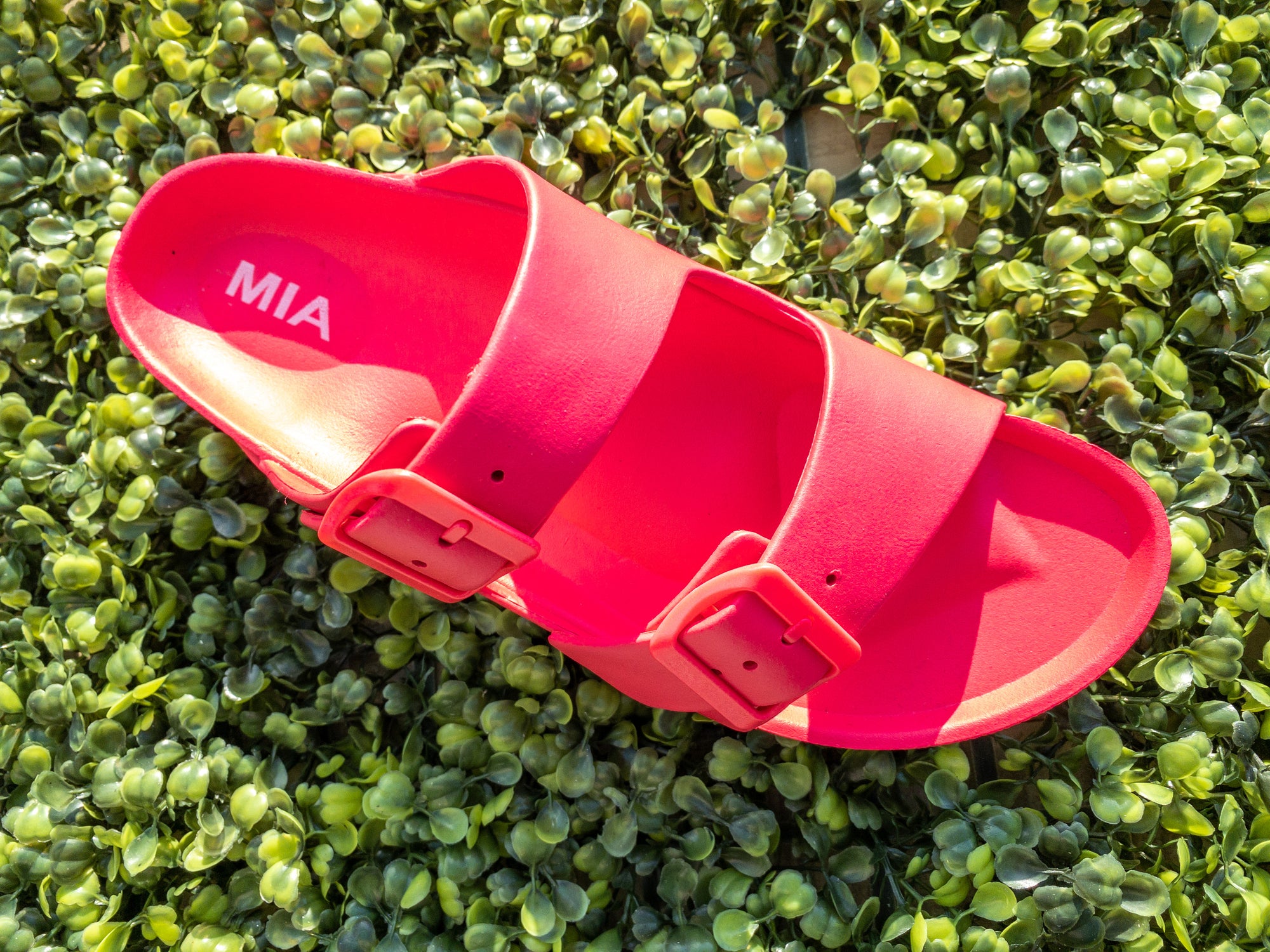 HOT PINK MIA SLIDES