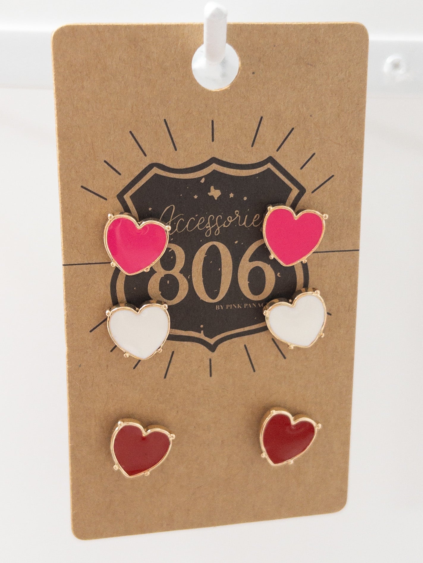 806 HEART STUDS PINK WHITE RED