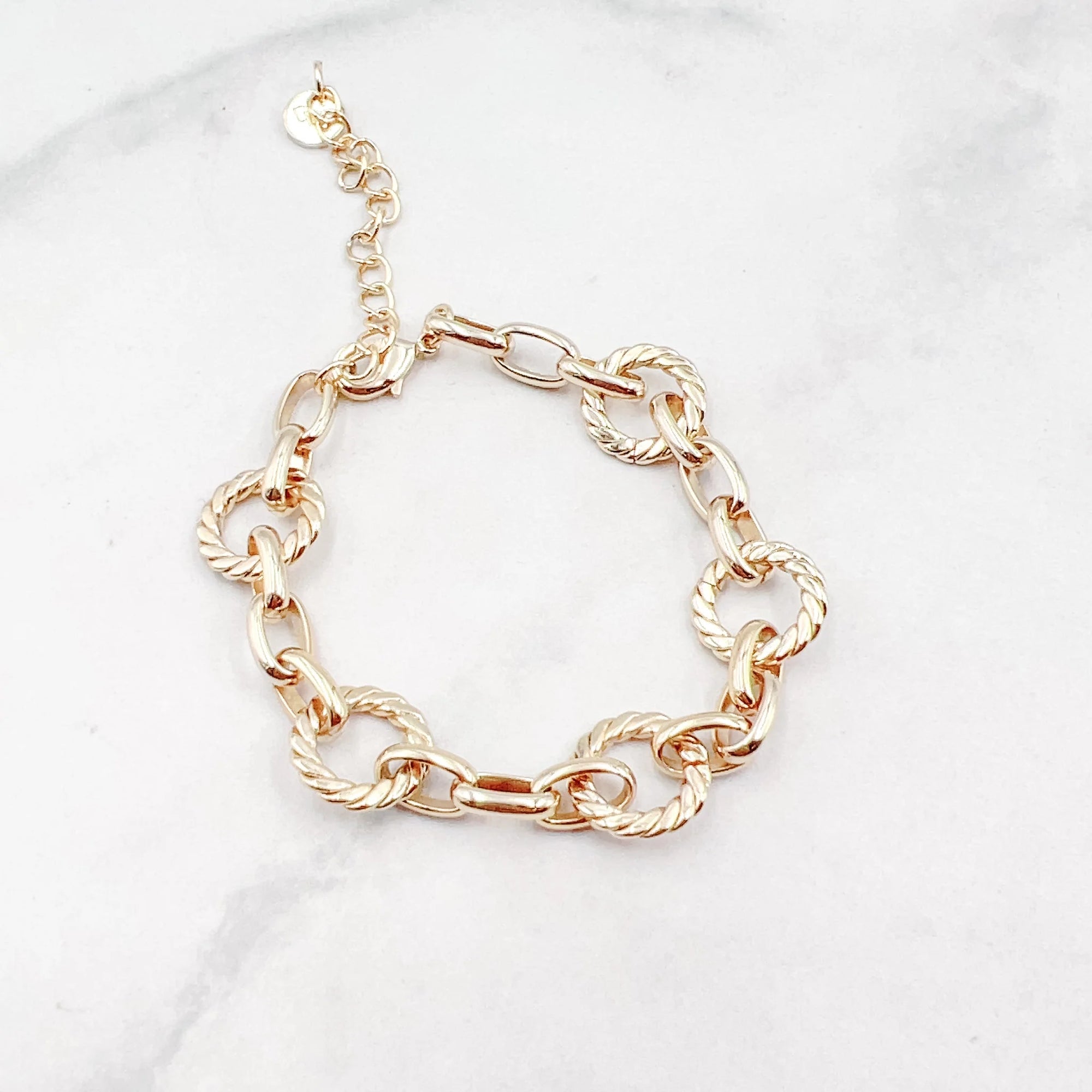 Circle Chain Link Bracelet Gold TREASURE JEWELS