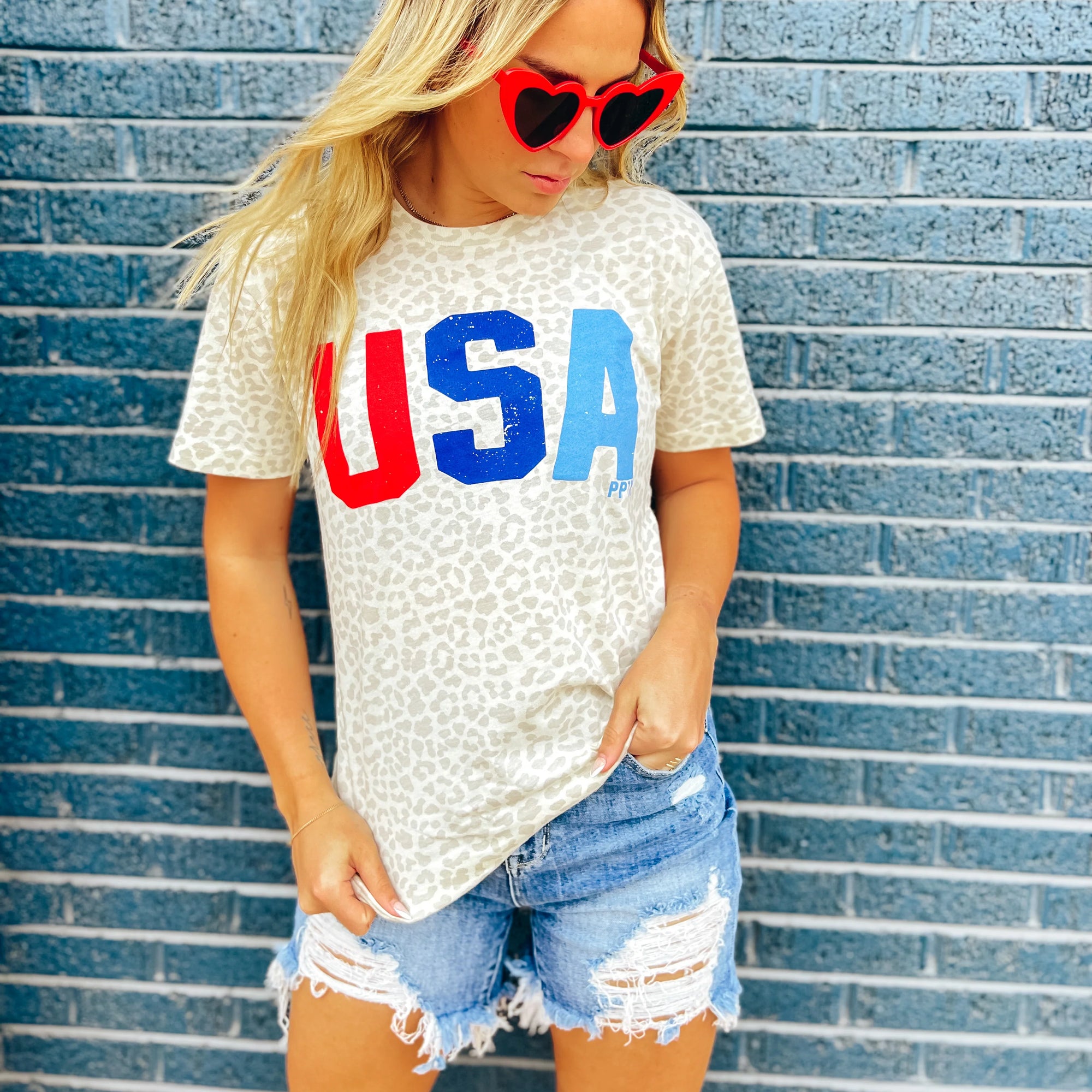 USA LEOPARD TEE