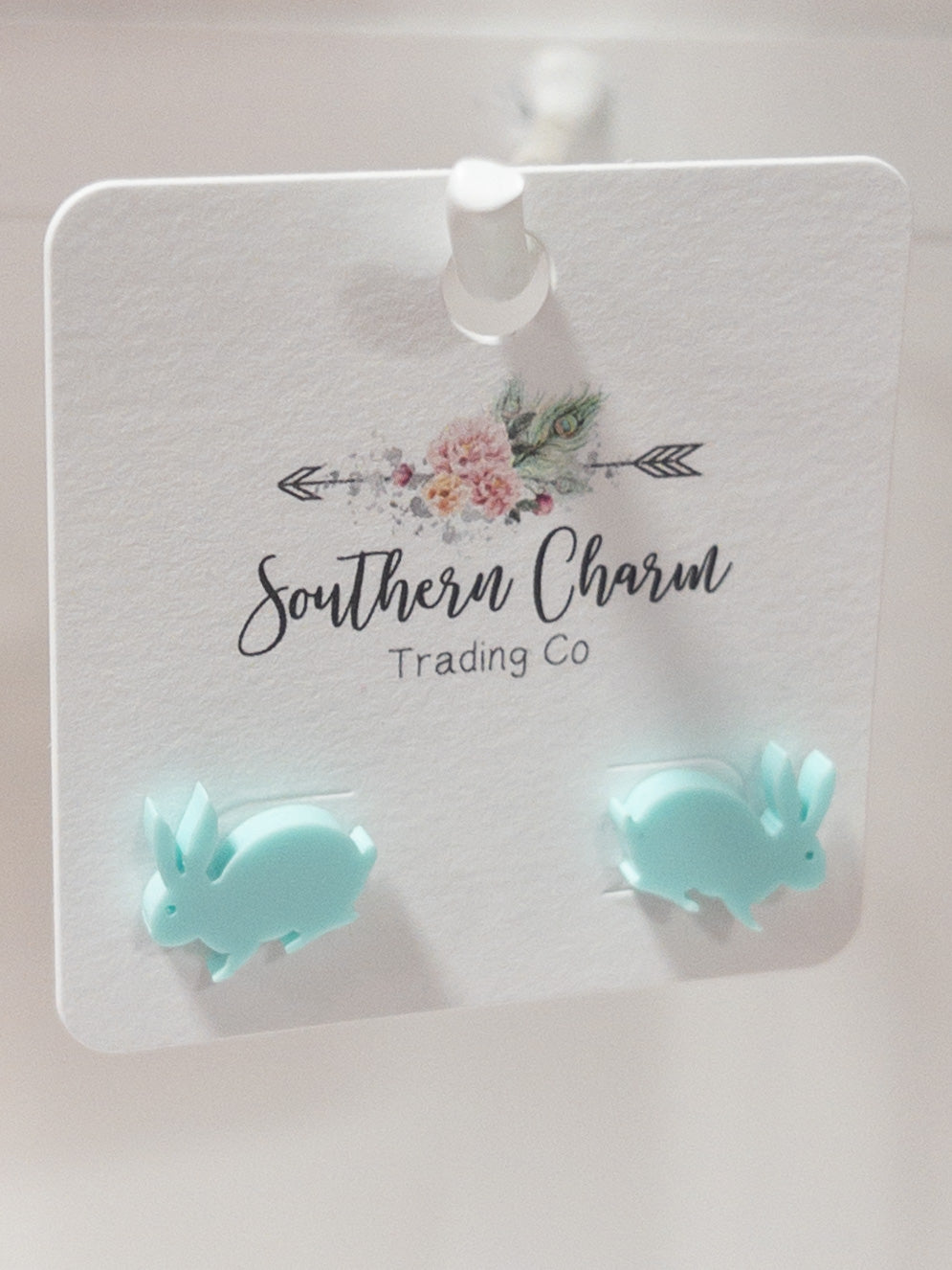 BLUE BUNNY SOUTHERN CHARM ACRYLIC STUD