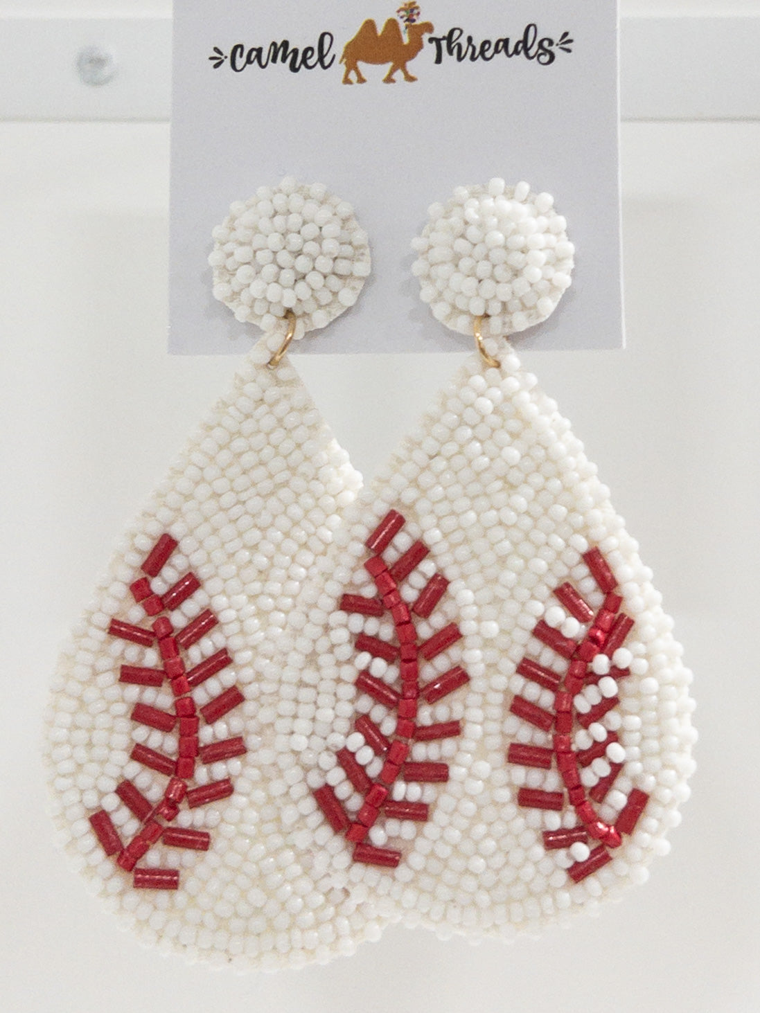 CAMEL THREADS BEADED DANGLES BASEBALL