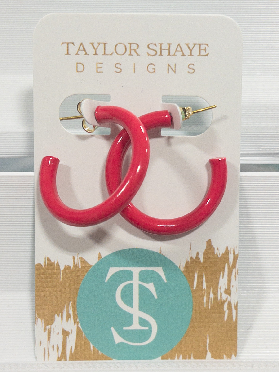 TAYLOR SHAYE ENAMEL HOOPS HOT PINK