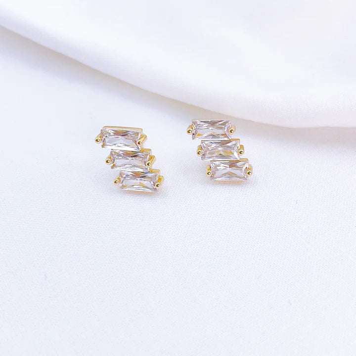 TREASURE JEWELS TRIPLE DIAMOND STUD