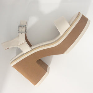 NELSON DOLCE VITA IVORY HEELS