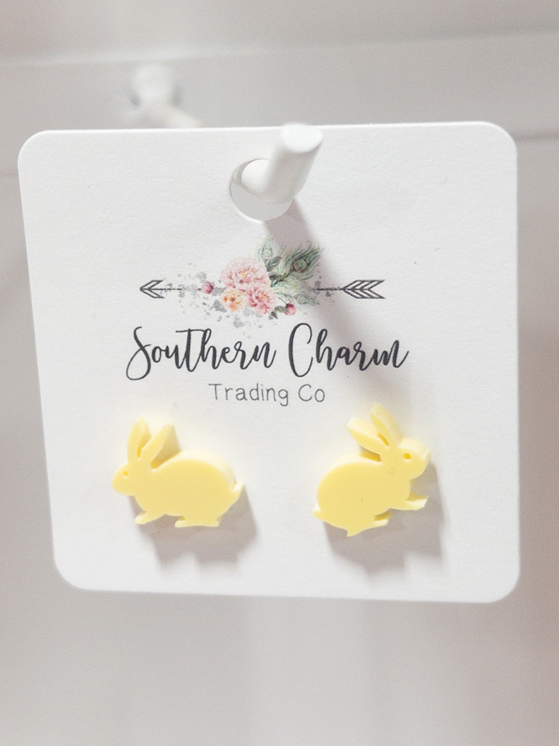 YELLOW BUNNY SOUTHERN CHARM ACRYLIC STUD