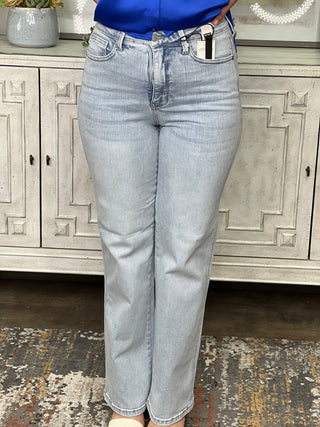 KYLE CONTROL TOP VINTAGE WASH JUDY BLUE JEANS