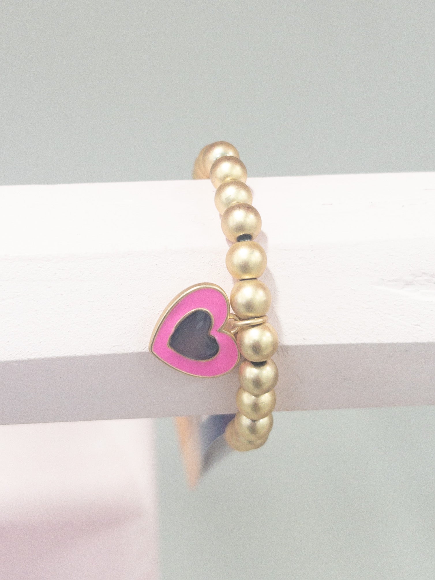 JANE MARIE KIDS GOLD BEADED STRETCH WITH PINK HEART WITH MOOD CHANGING CENTER BRACELET