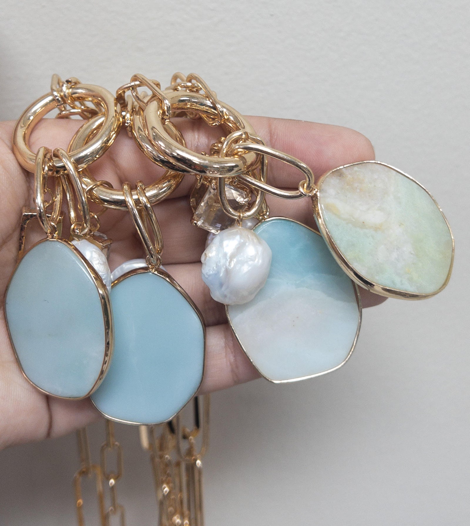 118 TEAGEN DROP NECKLACE