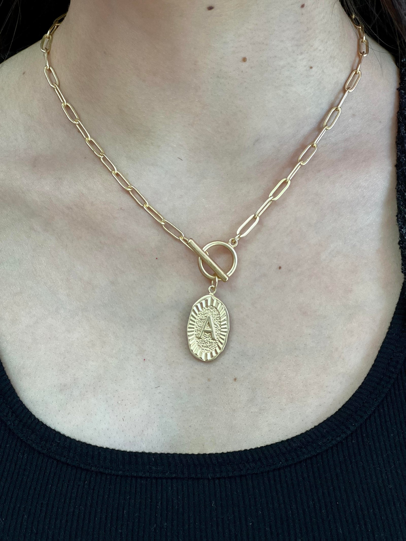 JANE MARIE GOLD INITIAL PENDANT